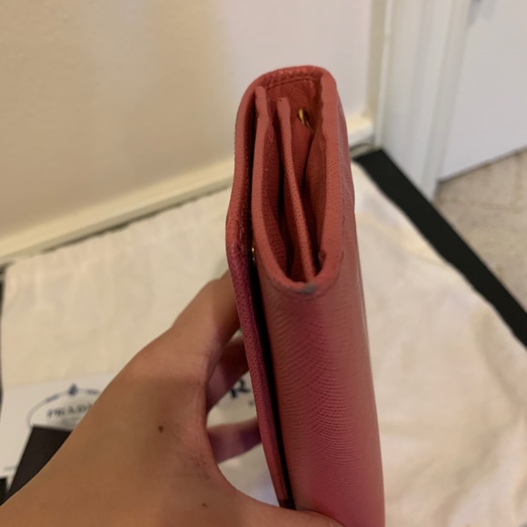 Prada WOC saffiano leather - Picture 4 of 6